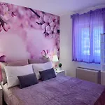 Kiki Bed & Breakfast